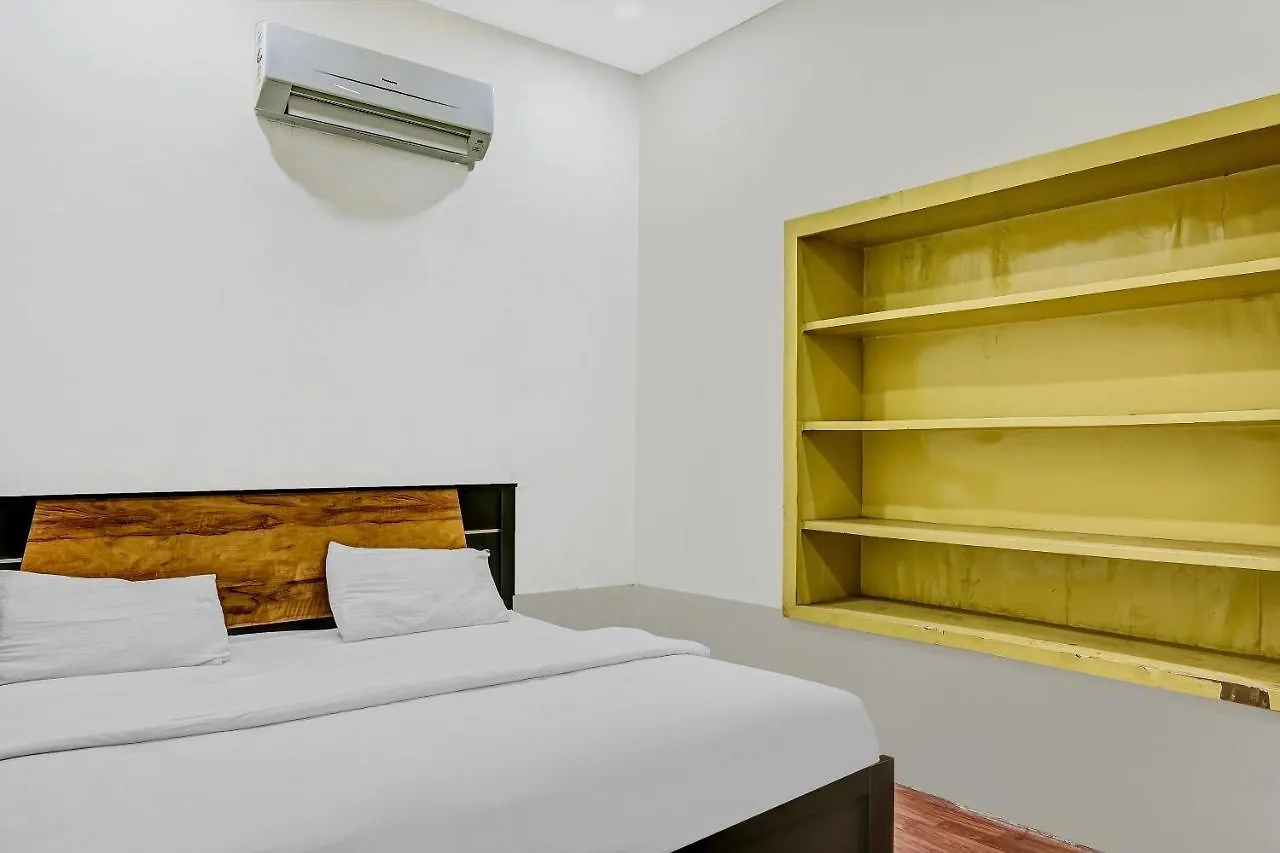 Capital O 85365 Tejas Inn Hotel