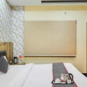 Hotel Townhouse Oak Ar Ganges Premium