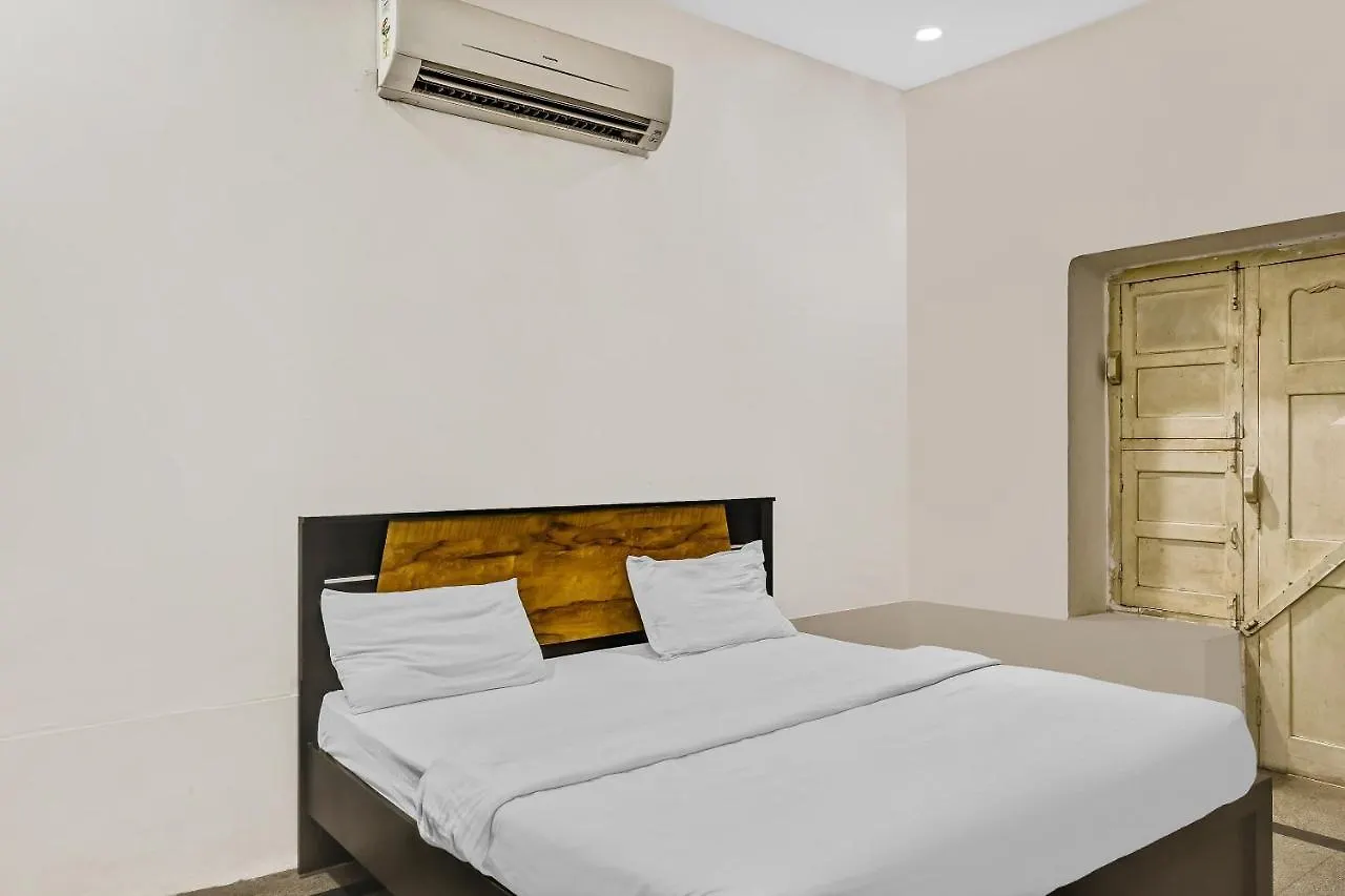 Capital O 85365 Tejas Inn India